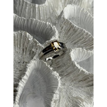 Elegant 925 Sterling Silver Citrine Ring Size 5