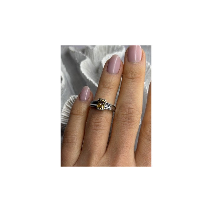 Elegant 925 Sterling Silver Citrine Ring Size 5