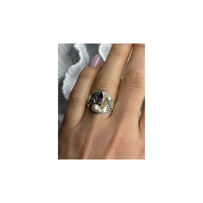 Vintage 925 Sterling Silver Pearl & Amethyst & Garnet Ring Size 7