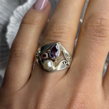 Vintage 925 Sterling Silver Pearl & Amethyst & Garnet Ring Size 7