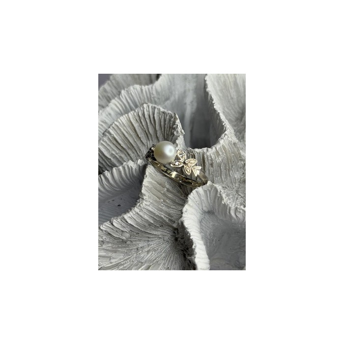 Lovely 925 Sterling Silver Pearl & Beryl Ring Size 10