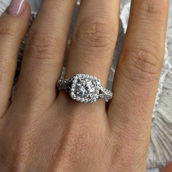 Shiny 925 Sterling Silver Cz Ring Size 10