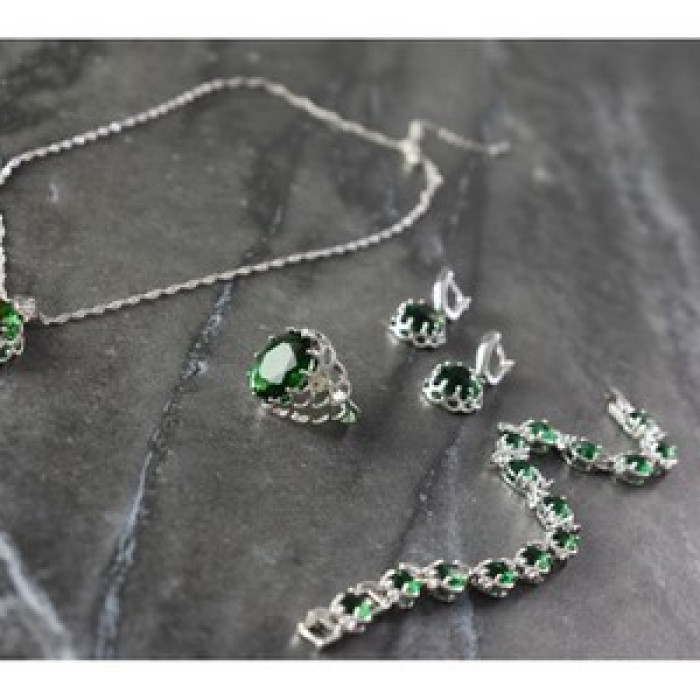 925 Sterling Silver Green CZ 