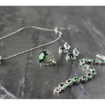 925 Sterling Silver Green CZ 