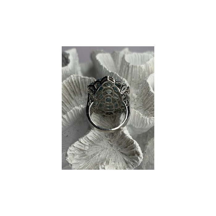 Djoy Glamorous 925 Sterling Silver Blue Topaz Ring Size 9