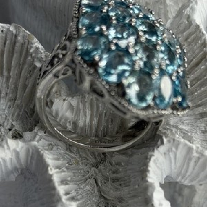 Djoy Glamorous 925 Sterling Silver Blue Topaz Ring Size 9