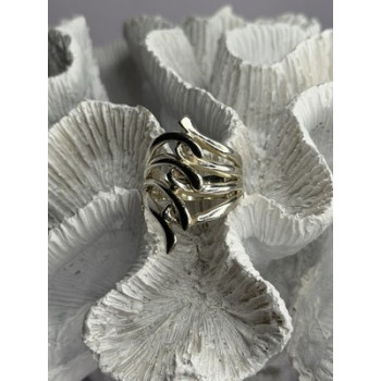 Unique Design 925 Sterling Silver Ring Size 7