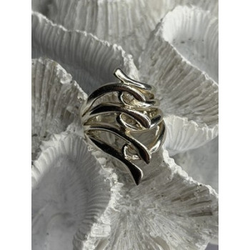 Unique Design 925 Sterling Silver Ring Size 7