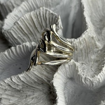 Unique Design 925 Sterling Silver Ring Size 7