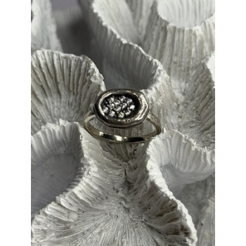 Unique Design 925 Sterling Silver Cz Ring Size 8