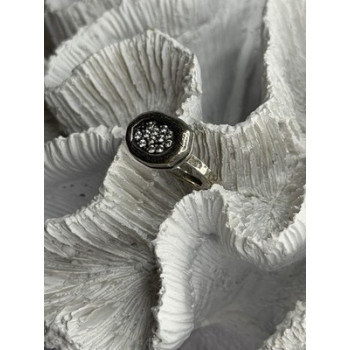 Unique Design 925 Sterling Silver Cz Ring Size 8