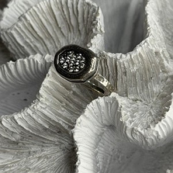 Unique Design 925 Sterling Silver Cz Ring Size 8