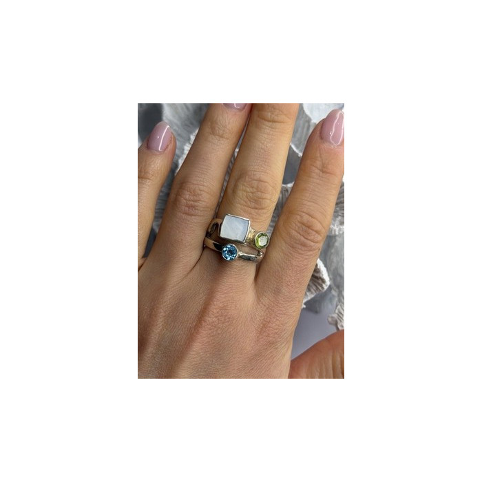 925 Sterling Silver Abalone &Peridot & Topaz Ring Size 8