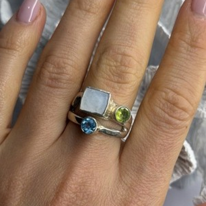 925 Sterling Silver Abalone &Peridot & Topaz Ring Size 8