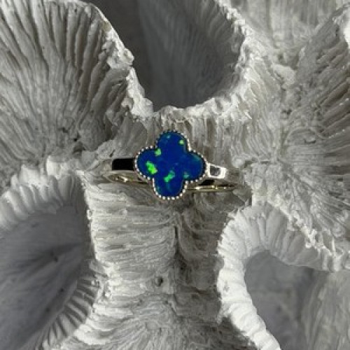 Clover 925 Sterling Silver Blue Simulated Opal Ring Size 7