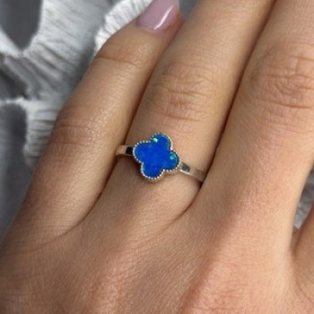 Clover 925 Sterling Silver Blue Simulated Opal Ring Size 7