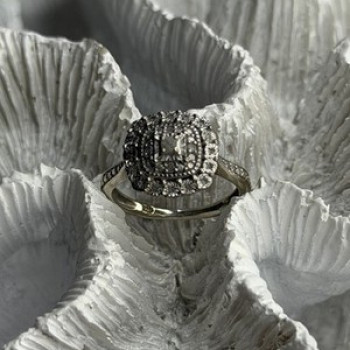 925 Sterling Silver White Topaz Ring Size 5