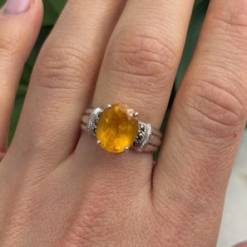925 Sterling Silver Citrine & Marcasite Ring Size 8