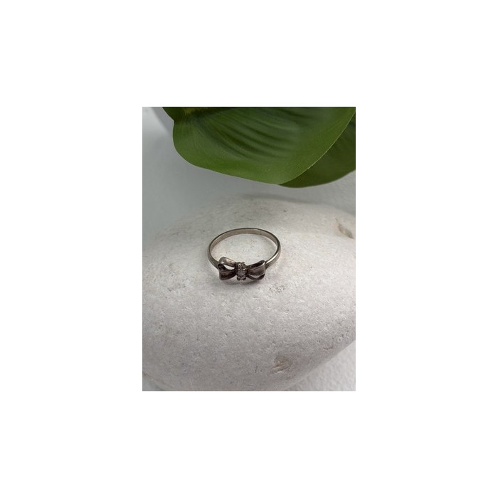 925 Sterling Silver Bow Cz Ring Size 8