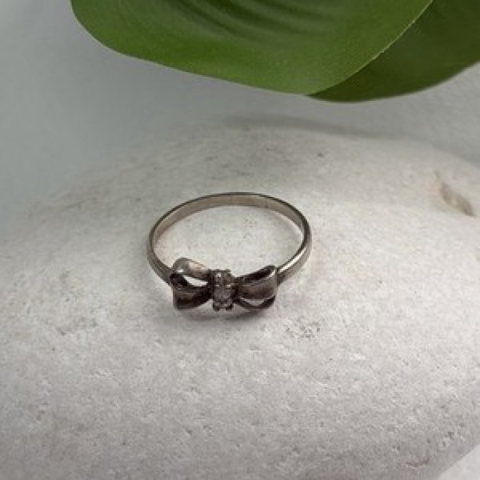 925 Sterling Silver Bow Cz Ring Size 8