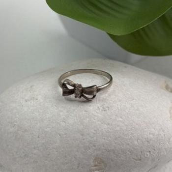 925 Sterling Silver Bow Cz Ring Size 8