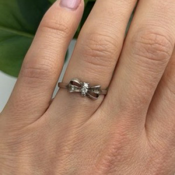 925 Sterling Silver Bow Cz Ring Size 8