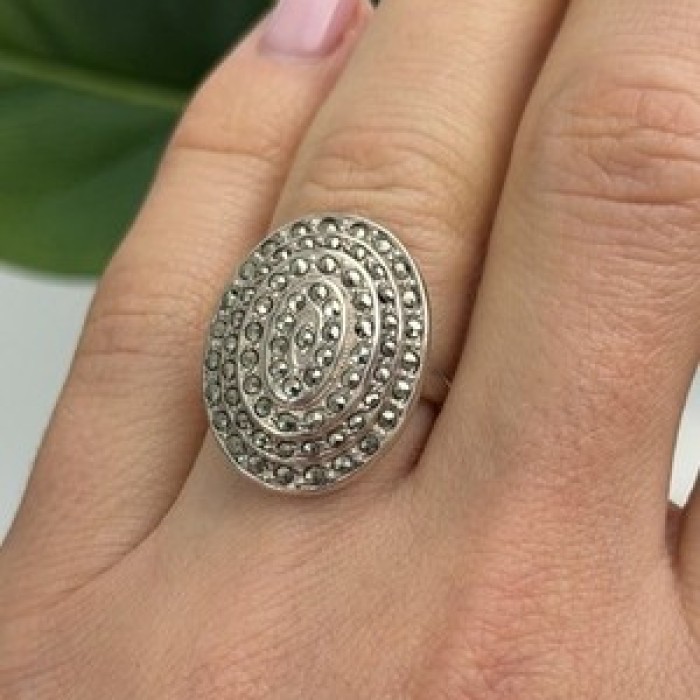Beautiful Vintage 925 Sterling Silver Marcasite Ring Size 6