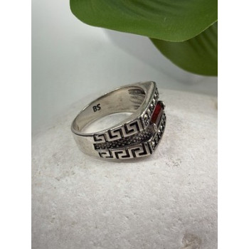 Men's  925 Sterling Silver Garnet & Marcasite Ring Size 10