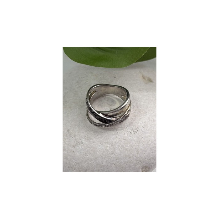 925 Sterling Silver Black & White Spinel Ring Size 6