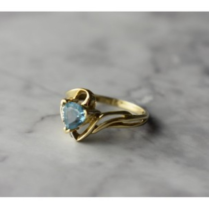 10K Yellow Gold Topaz & Diamonds Ring Size 6.75