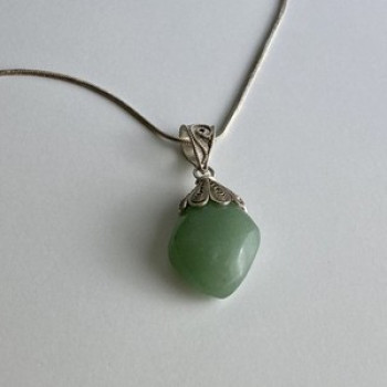 Vintage 925 Sterling Silver Green Jade 