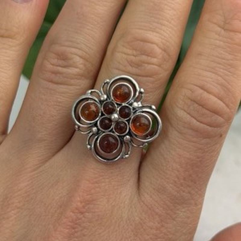 925 Sterling Silver Amber Flower Ring Size 9.5
