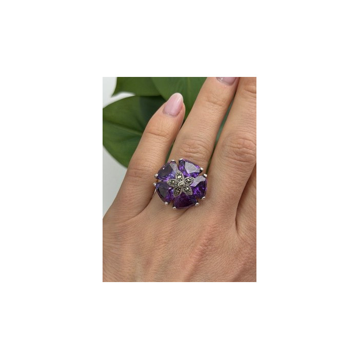 925 Sterling Silver Amethyst & Marcasite Flower Ring Size 7.5