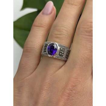 925 Sterling Silver Amethyst & Marcasite Ring Size 6.5