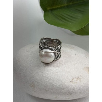 Vintage 925 Sterling Silver Pearl Ring Size 4