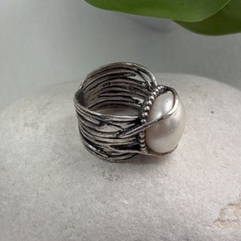 Vintage 925 Sterling Silver Pearl Ring Size 4