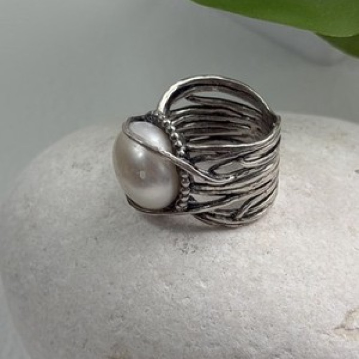 Vintage 925 Sterling Silver Pearl Ring Size 4