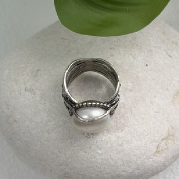 Vintage 925 Sterling Silver Pearl Ring Size 4