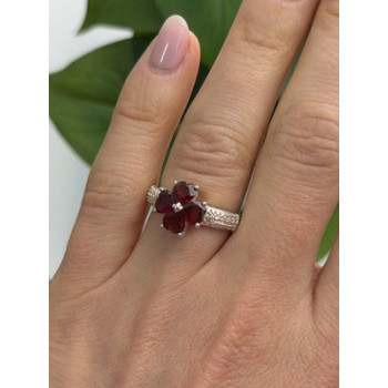 925 Sterling Silver Garnet Heart Flower Ring Size 7.5