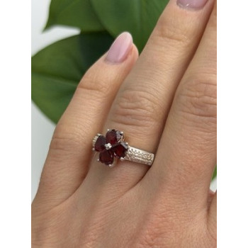925 Sterling Silver Garnet Heart Flower Ring Size 7.5