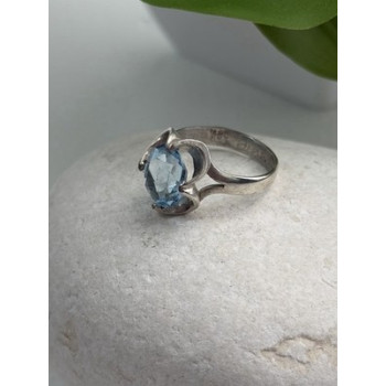 925 Sterling Silver Blue Topaz Ring Size 7.5