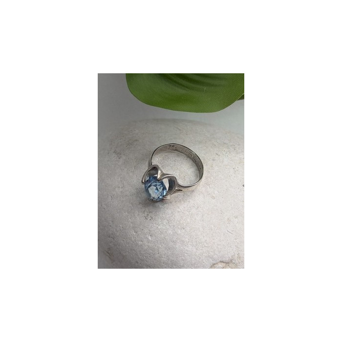 925 Sterling Silver Blue Topaz Ring Size 7.5