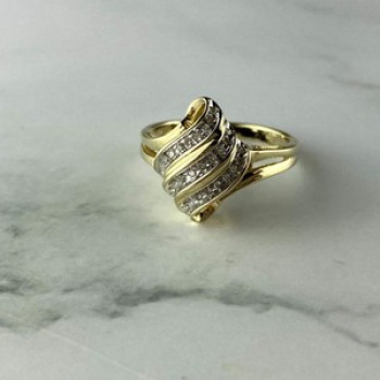 10K Yellow Gold Diamonds Ring Size 11.125
