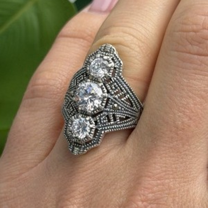 Vintage 925 Sterling Silver Cz & Marcasite Ring Size 6