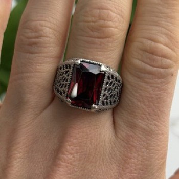 Men's 925 Sterling Silver Garnet Ring Size 12