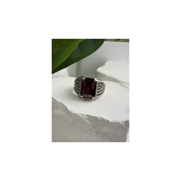 Men's 925 Sterling Silver Garnet Ring Size 12
