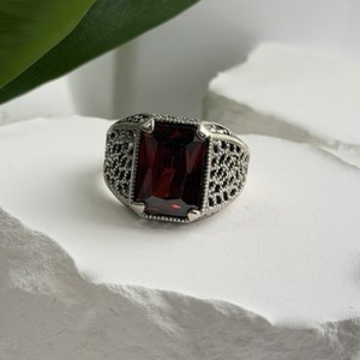 Men's 925 Sterling Silver Garnet Ring Size 12