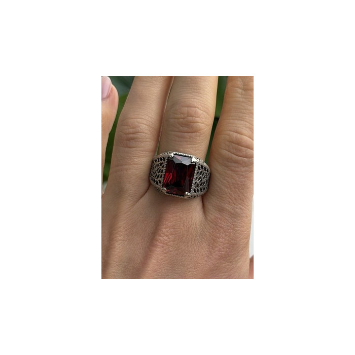 Men's 925 Sterling Silver Garnet Ring Size 12