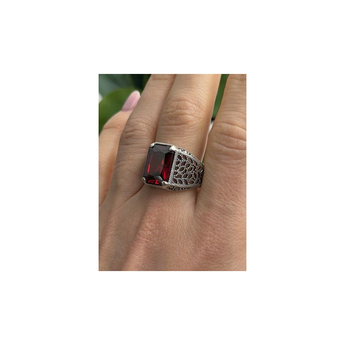 Men's 925 Sterling Silver Garnet Ring Size 12