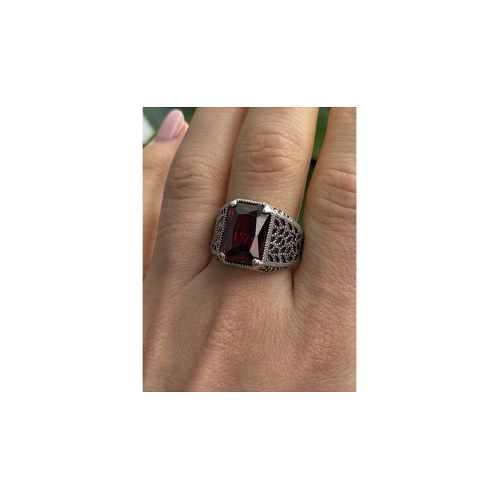 Men's 925 Sterling Silver Garnet Ring Size 12
